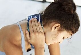 Compress the cervix as one way of treating osteochondrosis